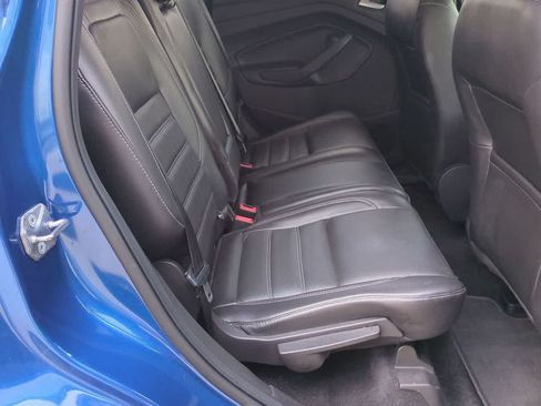 Used 2017 Ford Escape Titanium FWD image 19