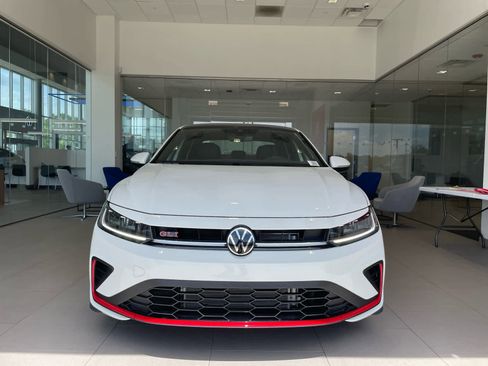 Used 2025 Volkswagen Jetta GLI Autobahn image 26