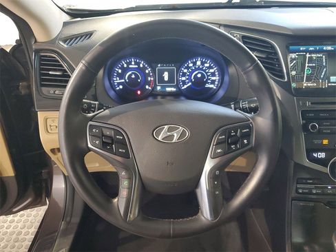 Used 2016 Hyundai Azera Limited image 18