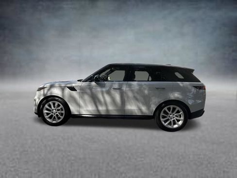 Used 2025 Land Rover Range Rover Sport SE AWD/4WD image 4