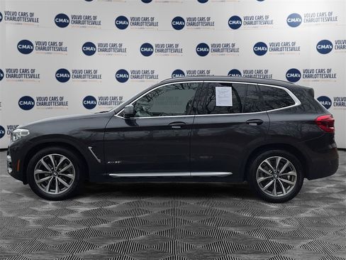 Used 2018 BMW X3 xDrive30i w/ Executive Package image 2