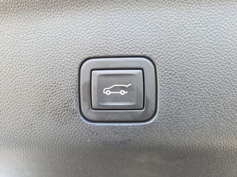 Used 2025 GMC Yukon XL Denali Ultimate image 26