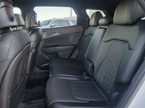 Used 2023 Kia Sportage X-Line image 16
