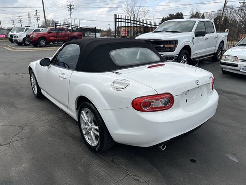 Used 2012 MAZDA MX-5 Miata Sport w/ Convenience Pkg image 7