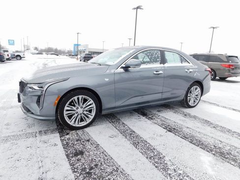 Used 2022 Cadillac CT4 Premium Luxury image 7