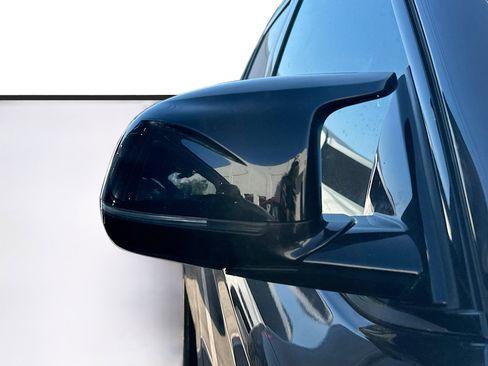 Used 2023 BMW X4 M40i w/ Premium Package image 9