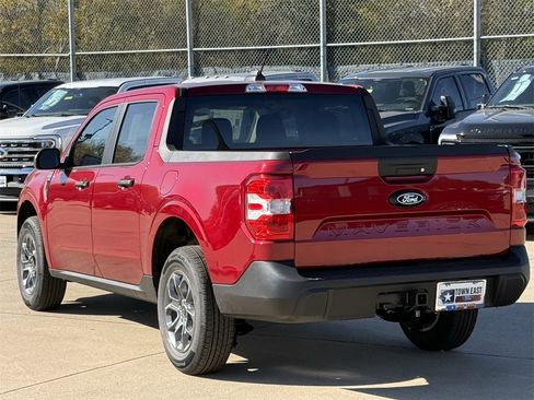 New 2026 Ford Maverick XLT image 13
