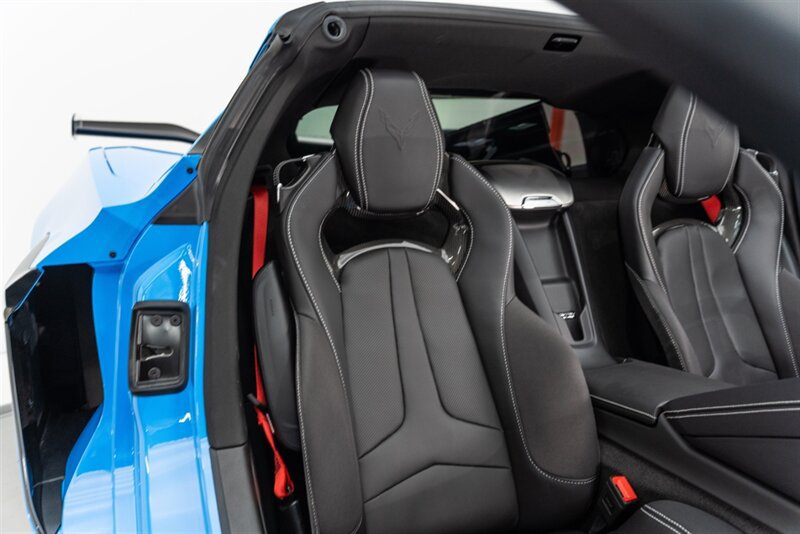 Used 2025 Chevrolet Corvette Z06 w/ Battery Protection Package RWD image 55