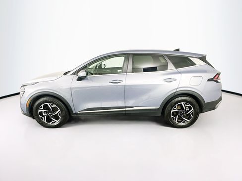 Used 2025 Kia Sportage LX FWD image 4