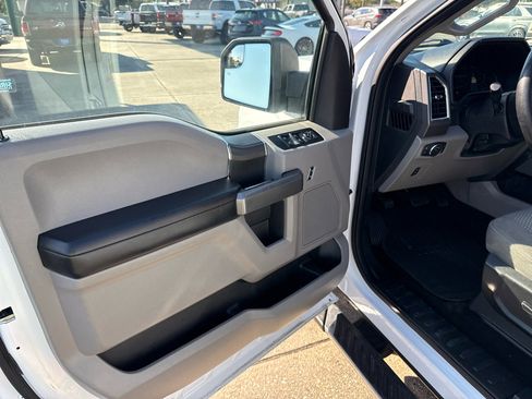 Used 2017 Ford F150 XLT w/ Equipment Group 301A Mid image 17