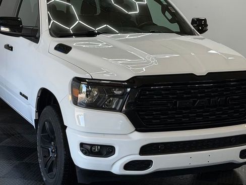 Used 2024 RAM 1500 4x4 Crew Cab image 2