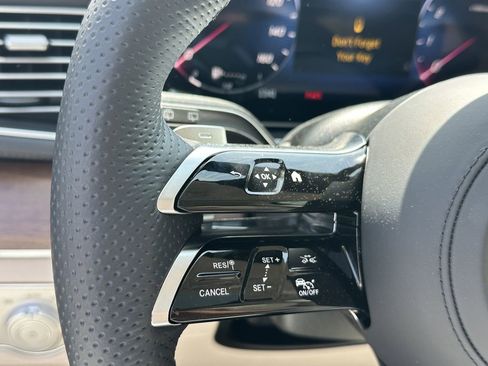 New 2026 Mercedes-Benz GLS 450 4MATIC image 29
