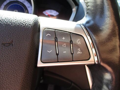 Used 2012 Cadillac SRX Luxury FWD image 17