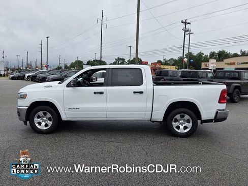 Used 2025 RAM 1500 Big Horn AWD/4WD image 4