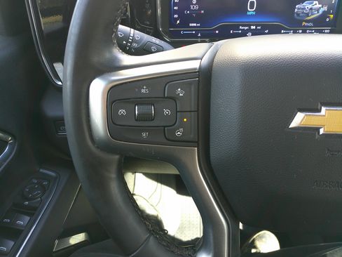 Used 2024 Chevrolet Silverado 2500 LT w/ Convenience Package image 19