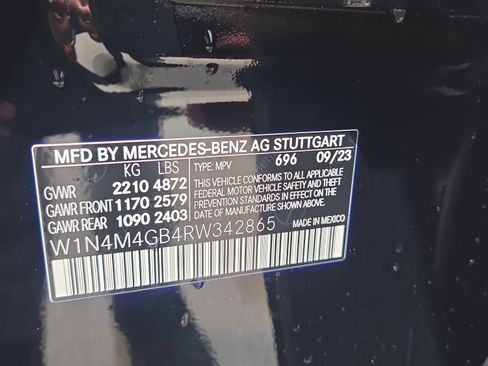 Used 2024 Mercedes-Benz GLB 250 image 21