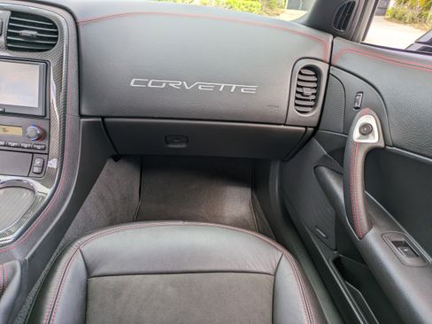 Used 2013 Chevrolet Corvette 427 w/ 1SC Preferred Equipment Group RWD image 17