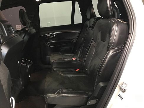 Used 2016 Volvo XC90 T6 R-Design w/ Vision Package image 17