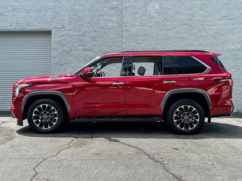 Used 2023 Toyota Sequoia Limited image 10