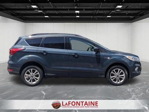 Used 2019 Ford Escape SEL AWD/4WD image 6