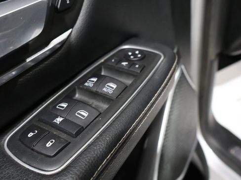 Used 2020 RAM 1500 Laramie image 15