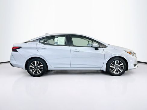 Used 2025 Nissan Versa SV w/ Trunk Package FWD image 10