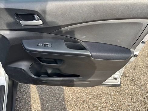 Used 2015 Honda CR-V LX image 19