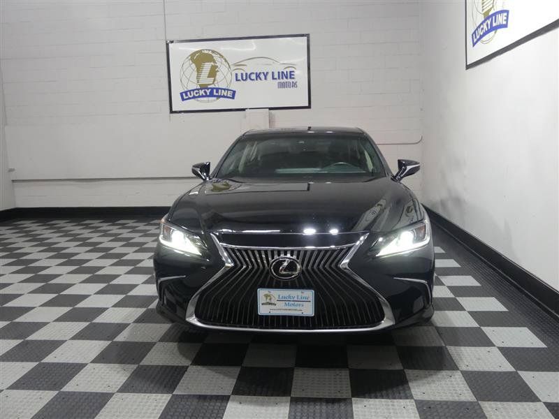 Used 2019 Lexus ES 350 FWD image 2