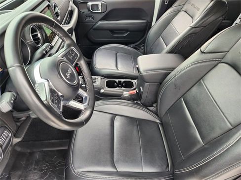 Used 2022 Jeep Gladiator Overland w/ Popular Equipment Package image 13