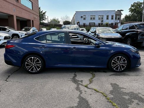 Used 2025 Toyota Camry XLE FWD image 6
