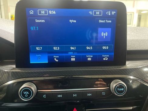 Used 2025 Ford Escape ST-Line image 16