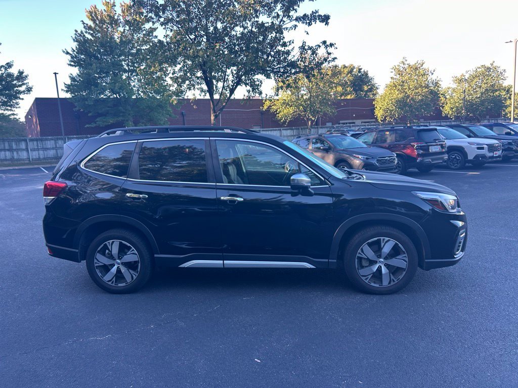Used 2019 Subaru Forester Touring AWD/4WD image 2