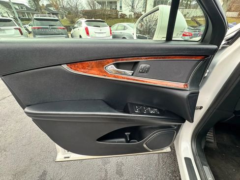 Used 2018 Lincoln MKX Reserve w/ Lincoln MKX Climate Package image 15