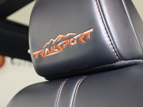 Used 2023 Honda Pilot TrailSport image 34