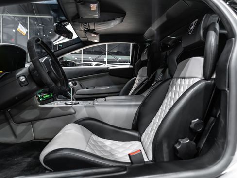 Used 2005 Lamborghini Murcielago Coupe image 21