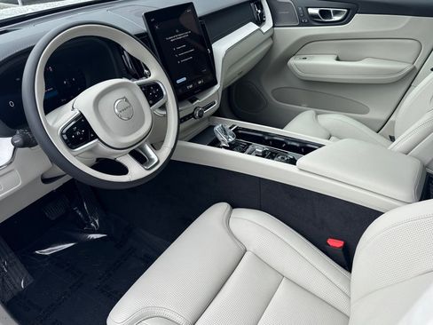 New 2026 Volvo XC60 B5 Ultra AWD/4WD image 13