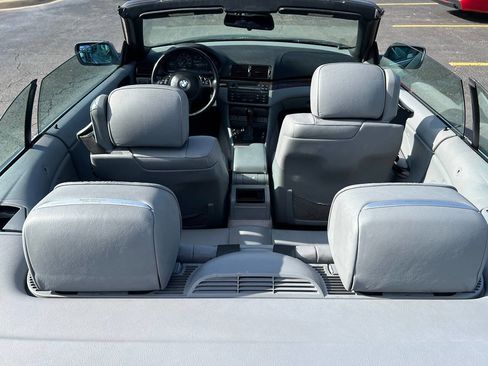 Used 2004 BMW 325Ci Convertible RWD image 16