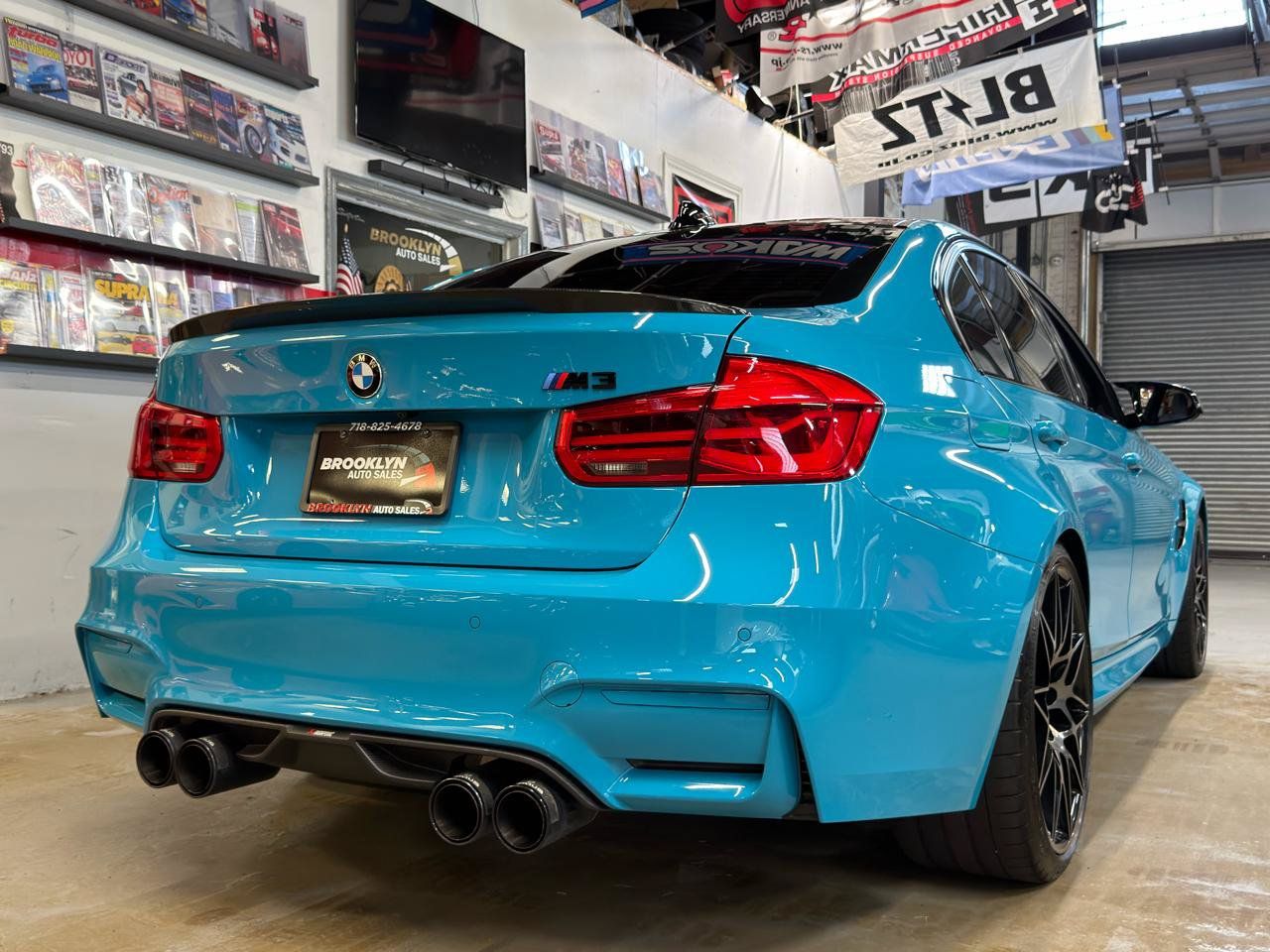 Used 2018 BMW M3 RWD image 7