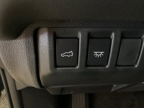 New 2025 Subaru Ascent Bronze Edition image 18