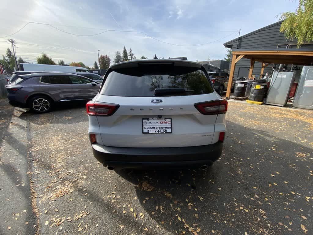Used 2025 Ford Escape ST-Line Select AWD/4WD image 5