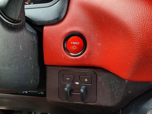 Used 2025 Toyota Tundra TRD Pro AWD/4WD image 33