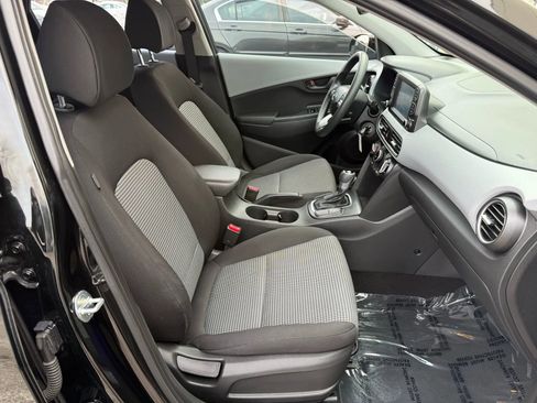 Used 2018 Hyundai Kona SE image 18