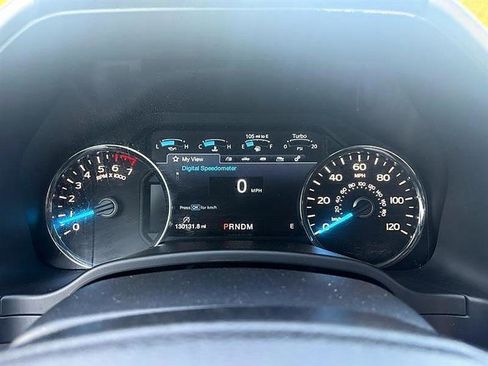 Used 2019 Ford F150 Lariat w/ Trailer Tow Package image 32