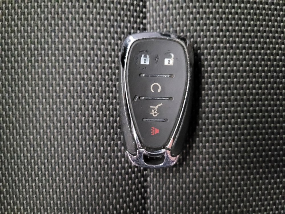 Used 2021 Chevrolet Traverse LT FWD image 32