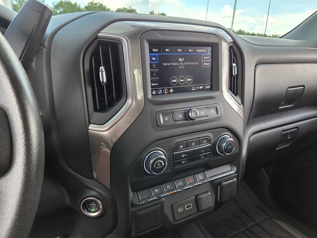 Used 2025 Chevrolet Silverado 1500 Custom w/ LPO, Dark Essentials Package AWD/4WD image 22