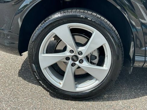 Used 2025 Audi Q5 Premium Plus w/ Premium Plus AWD/4WD image 54
