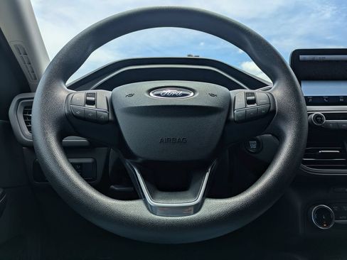 Used 2025 Ford Escape Active AWD/4WD image 22