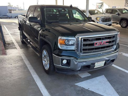 Used 2015 GMC Sierra 1500 SLE w/ SLE Value Package image 5