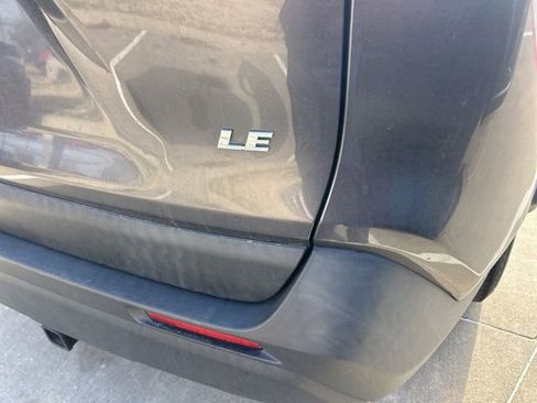 Used 2019 Toyota RAV4 LE image 4