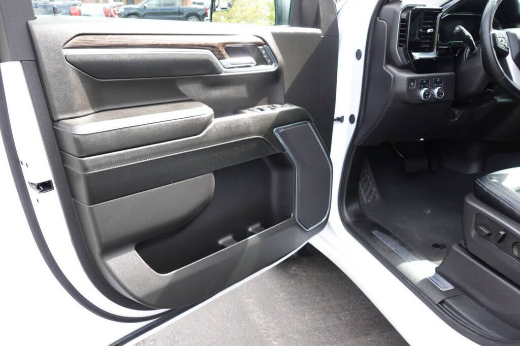 Used 2024 GMC Sierra 1500 Elevation AWD/4WD image 16